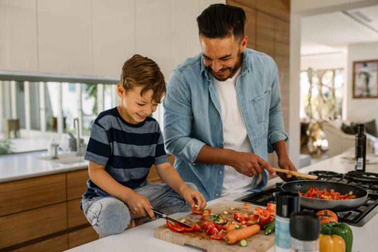 Cooking With Your Kids – Creating Healthy Interest and Setting Realistic Expectations